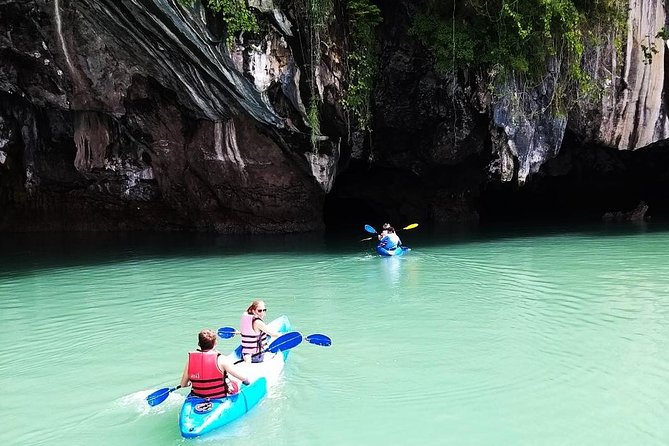 A Full Day Exploring Kayaking 3 Islands (Talabeng Sea Cave)