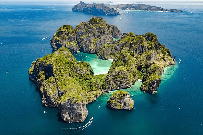 Hype Yacht : VIP Tour Phi Phi Island & Maya Bay From Phuket