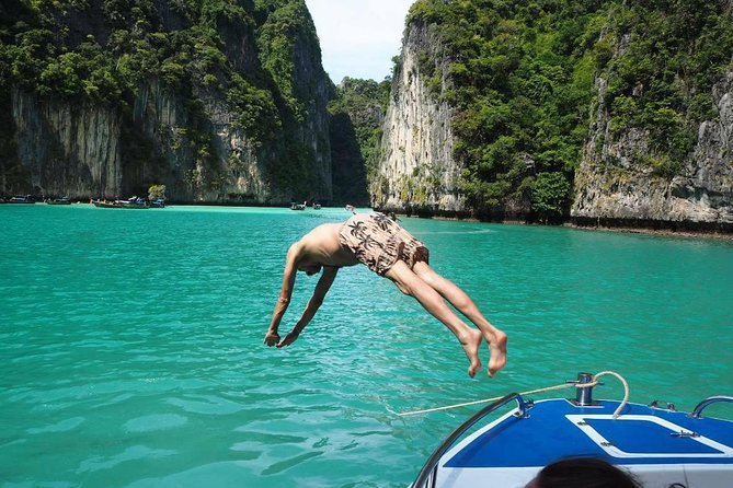 Phi Phi Island by Premium Speedboat Review