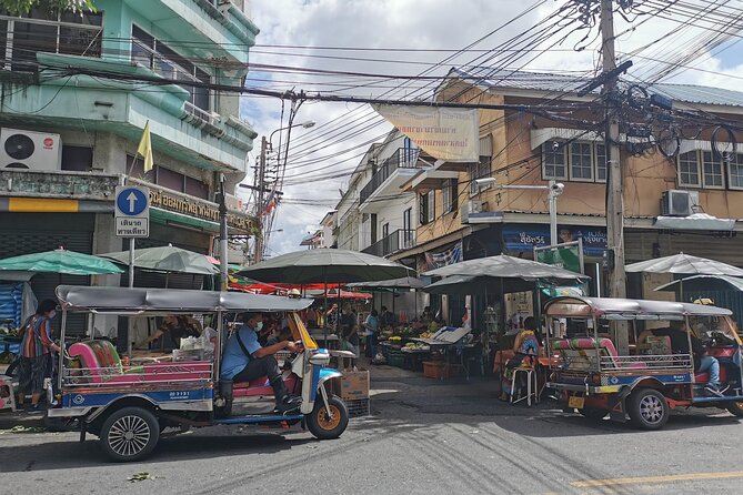 Rides on Thai Tuk-Tuk & Michelin Street Food Review
