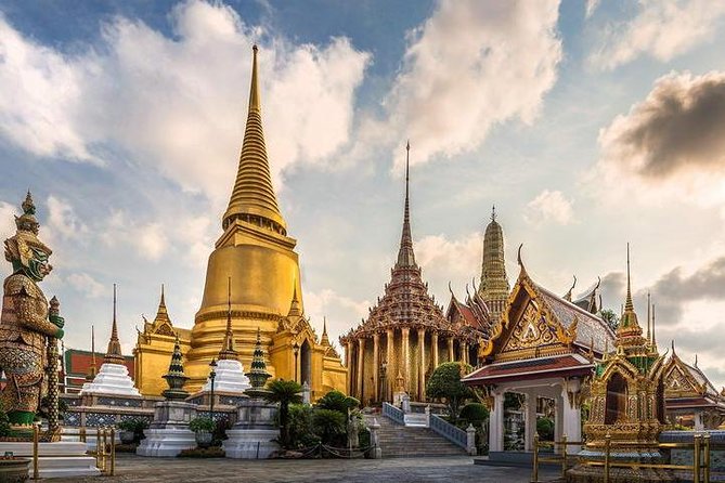 Royal Grand Palace and Bangkok Temples: Half-Day Review