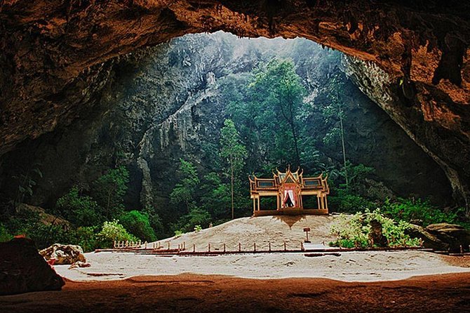 Sam Roi Yod National Park & Praya Nakhon Cave Review