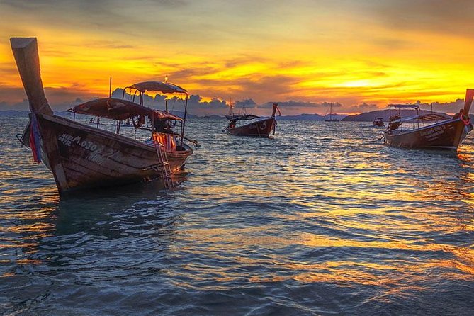 Snorkeling and Sunset to Krabi 7 Islands by Longtail Boat + Buffet BBQ Dinner