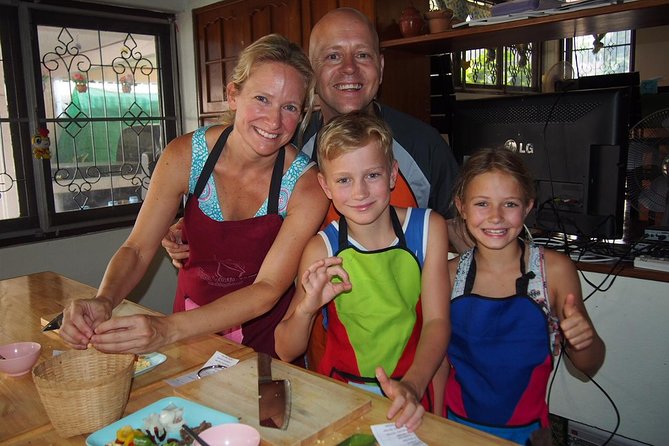 Tomyumthai Cooking Class in Chiang Mai - Price and Booking Details