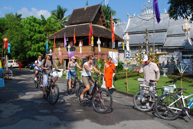 Chiang Mai City Culture Half-Day Cycling Tour - Meeting and Pickup Information