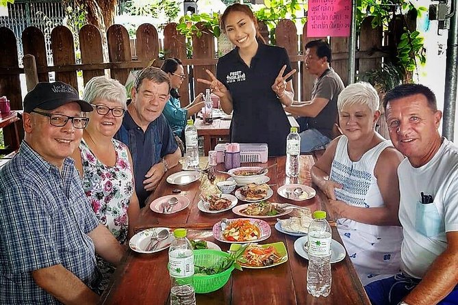 Eat Like a Local Food Tour in Hua Hin Review - Meeting and Pickup Logistics