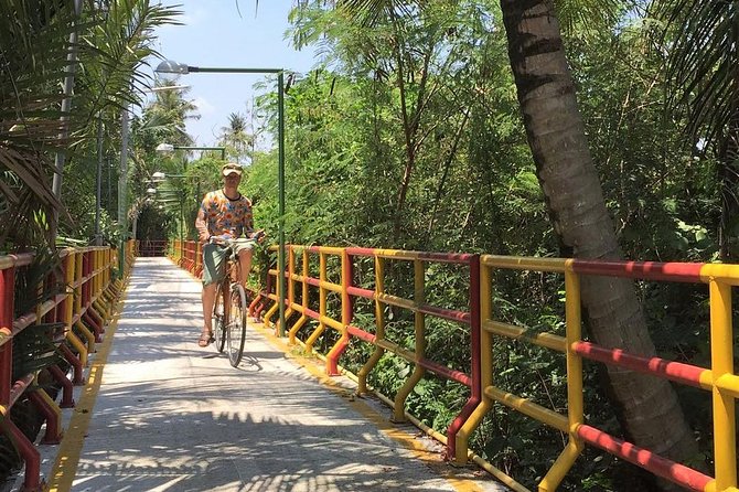 Family Bicycle Tour in the Green Oasis of Bangkok on Bamboo Bikes - Exploring the Green Oasis by Bike