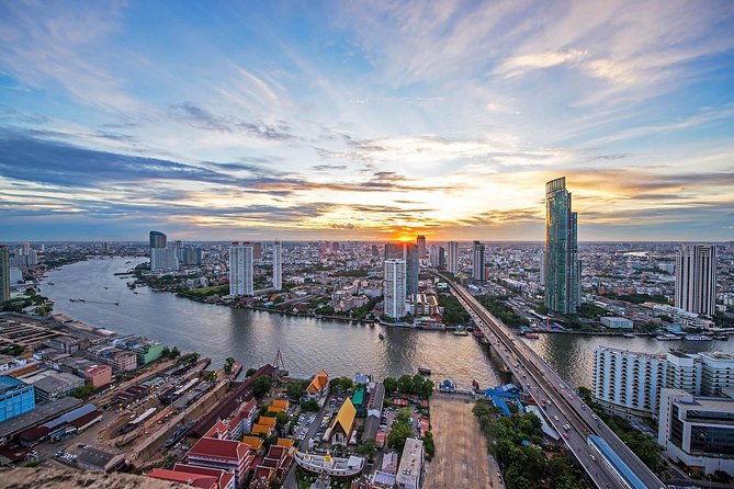 King Power MahaNakhon SkyWalk at Bangkok Admission Ticket - Operating Hours and Access