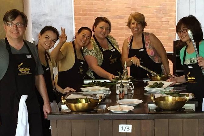 Baipai Thai Cooking School Class in Bangkok Review - Booking and Confirmation Policy