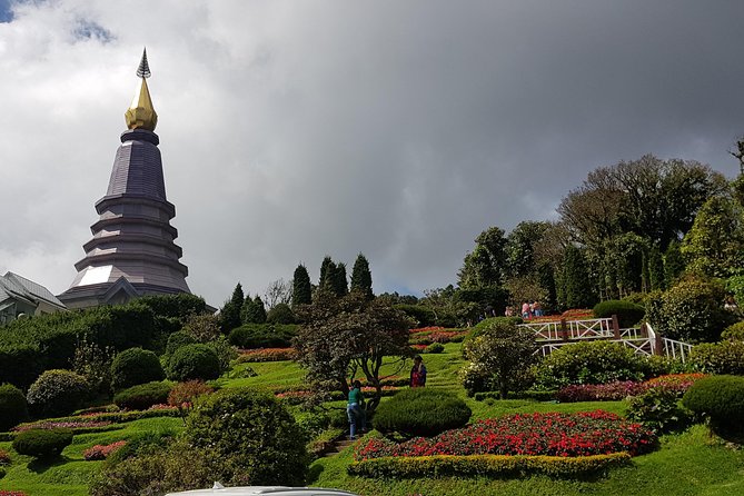 Doi Inthanon National Park Oneday Tour Review - Scheduling and Pickup Details