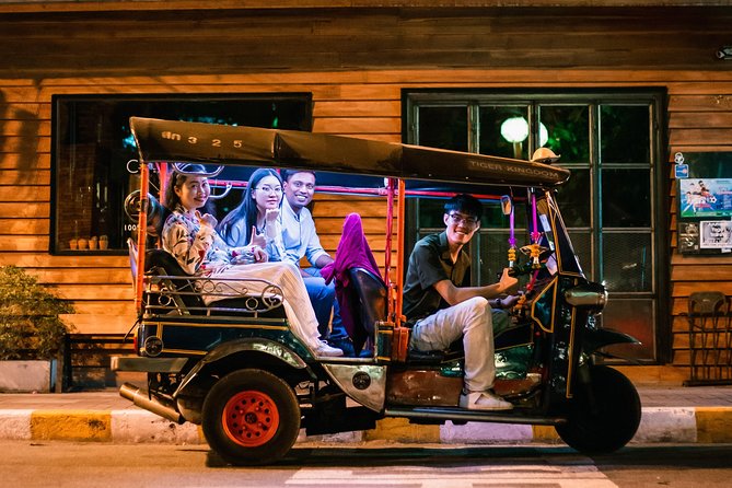Instagram Sun Tuk Tuk Experience in Moonlight With Small Group - Safety and Accessibility Guidelines