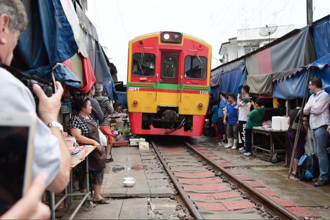 Private Excursion to Maeklong Railway and Floating Markets Review - Important Notes and Reminders