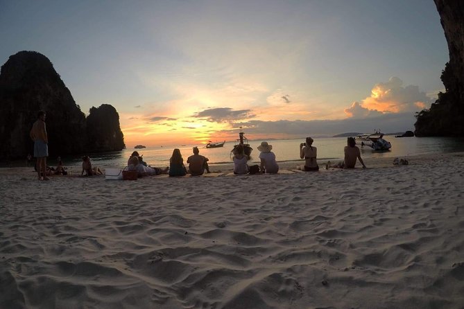 Private Phi Phi & 4 Islands Sunset Cruise Review - Inclusions and Equipment