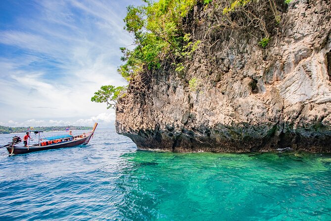Snorkeling Phi Phi Islands Tour From Phi Phi by Longtail Boat - What to Expect Onboard
