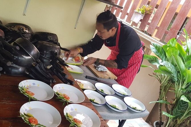 Thai Cooking Class With Local Market Tour Review - Expert Guidance and Support