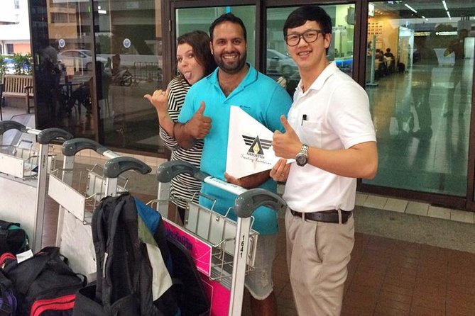 Bangkok Luggage Delivery Review: Worth the Cost - Operator and Accessibility Details