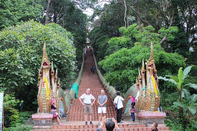 DONT Miss It ! Doi Suthep Temple+ Hmong Village (Or Bhubing Palace) - Meeting and Pickup Information