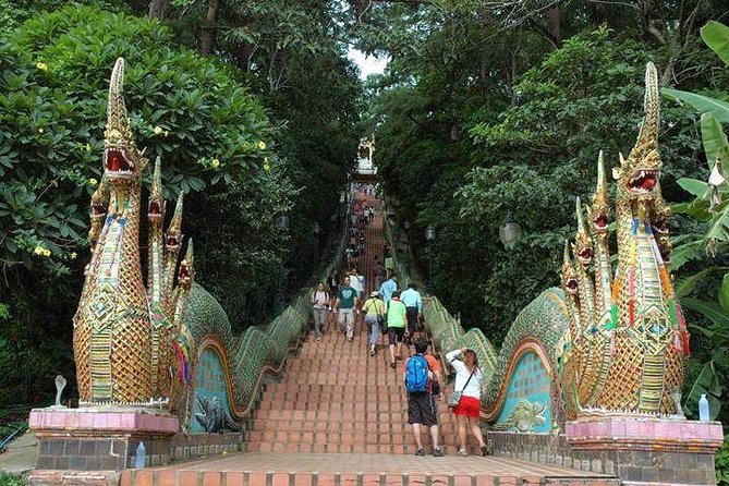 Private Tour: Chiang Mai City and Temples Review - What to Expect From Your Guide