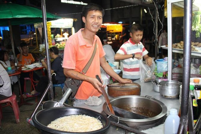 Small-Group Chiang Mai Evening Street Food Tour Review - Dietary Restrictions and Notes