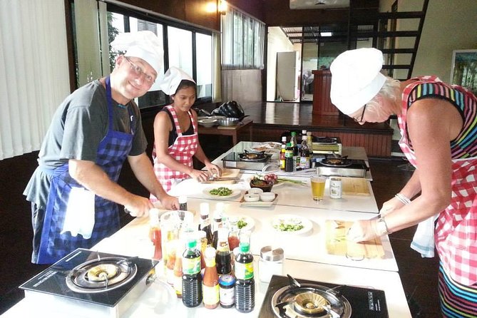 Thai Cooking Class With Local Market Tour in Koh Samui - Reviews From Past Participants