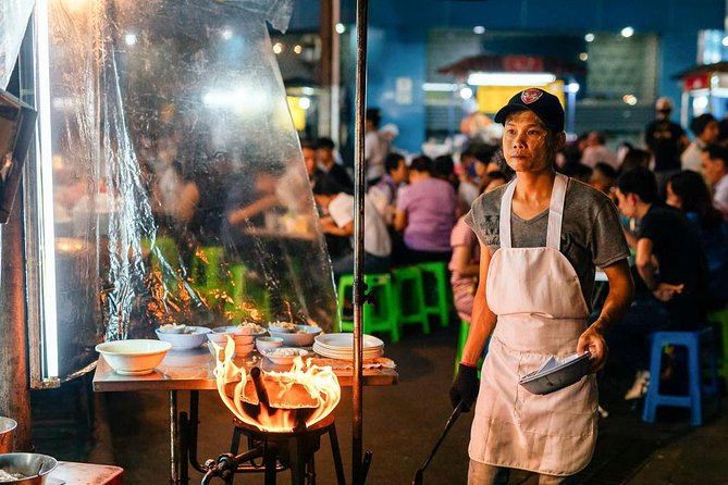 A Magical Evening in Bangkok: Private City Tour Review - A Taste of Local Street Food