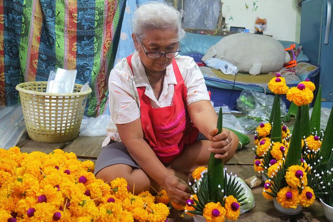 Bangkok Flower Market & Thai Floral Art (Social Impact Private Tour +AR) - Preparing for Your Tour Experience