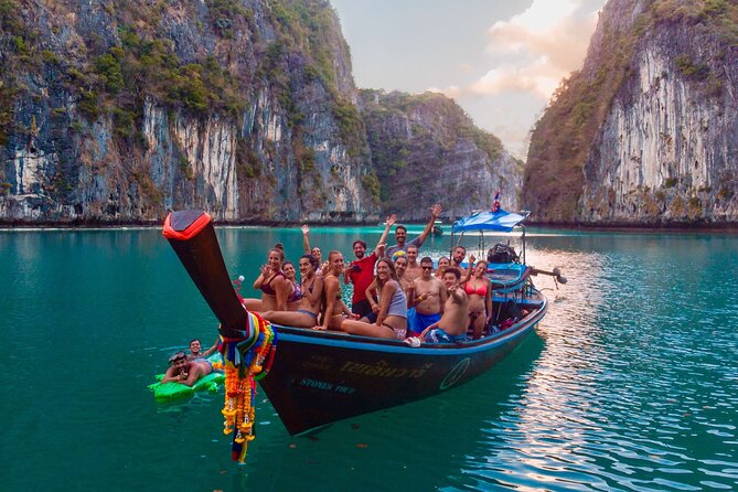 Full Tour Koh Phi Phi Islands, With Guide in Spanish - Meeting and Pickup Information