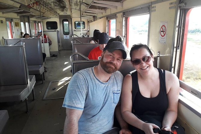 Half-Day Railway Market and Floating Market Tour Review - What to Expect From the Tour