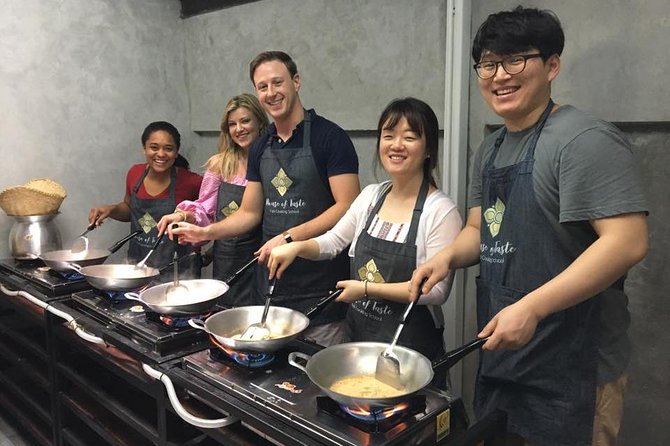 Hands on Thai Cooking Class and Market Tour Review - Important Details to Note