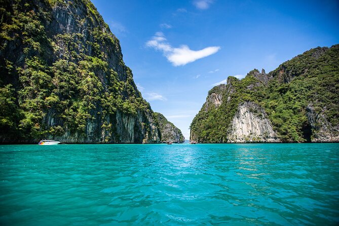 Phi Phi Islands One Day Tour Review - The Good and The Bad