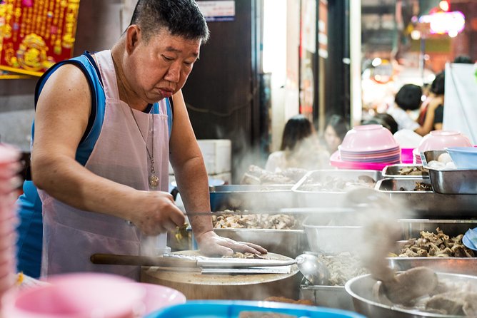 Flavors of Bangkok: Small-Group Chinatown Evening Food Review - Reviewers Rave About This Tour