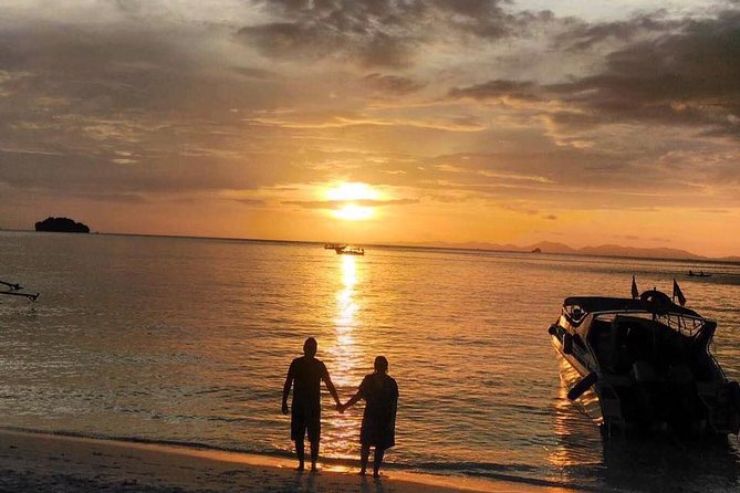 Railay and 4-Island Sunset Speedboat Cruise Review - The Speedboat Cruise Experience