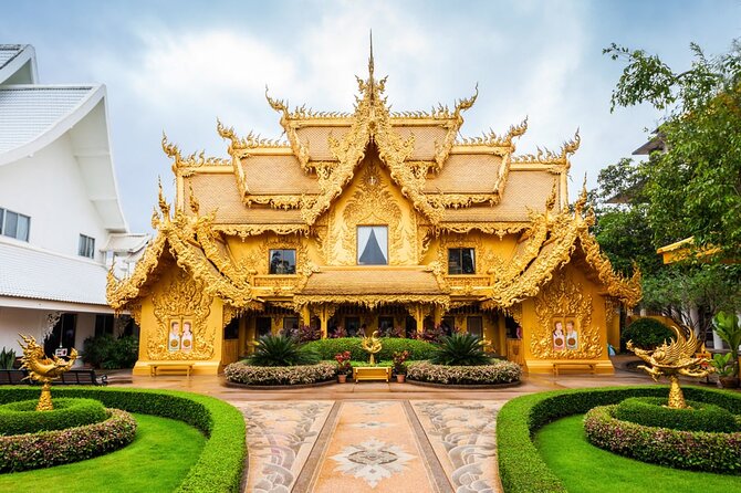 Chiang Mai White Temple, Blue Temple, Black Museum Review - Is This Tour Right for You