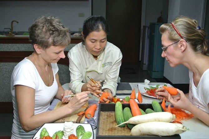 Full Day Professional Thai Fruit and Vegetable Carving Class - Recap