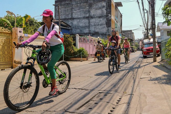 Explore Bangkok by Bike & Boat With Lunch Review - Key Takeaways