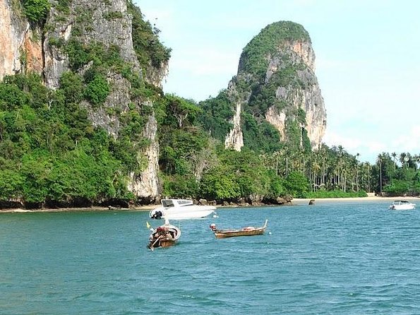 One-Day Tour at Hong Islands by Speedboat From Krabi - Hong Islands Tour Overview